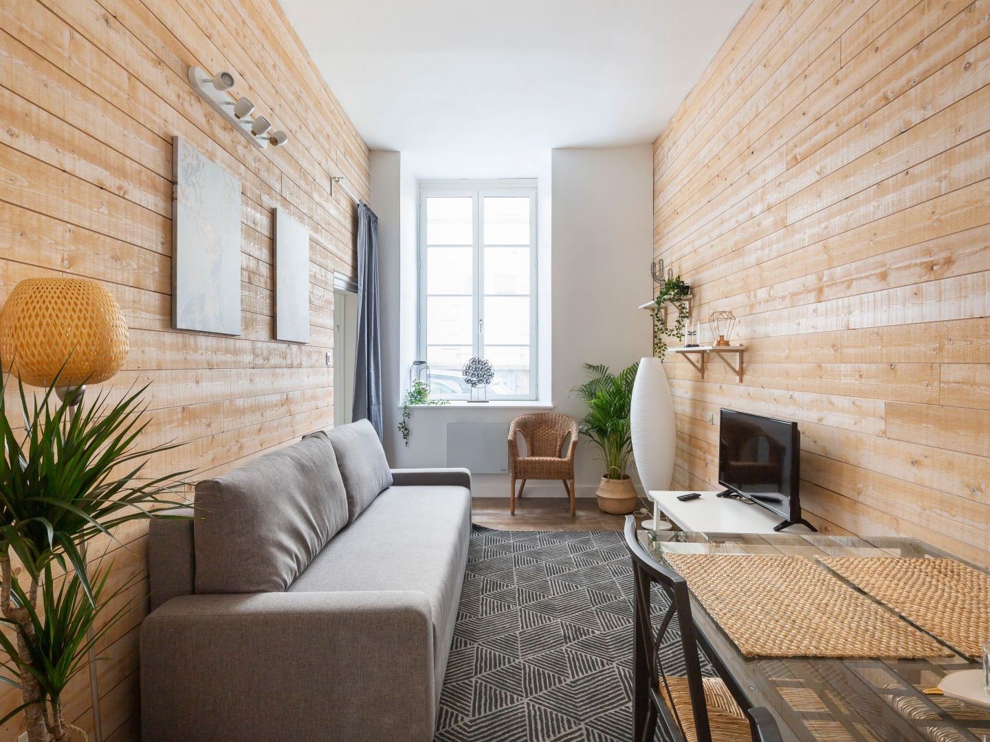 Cosmic By Cocoonr Apartment